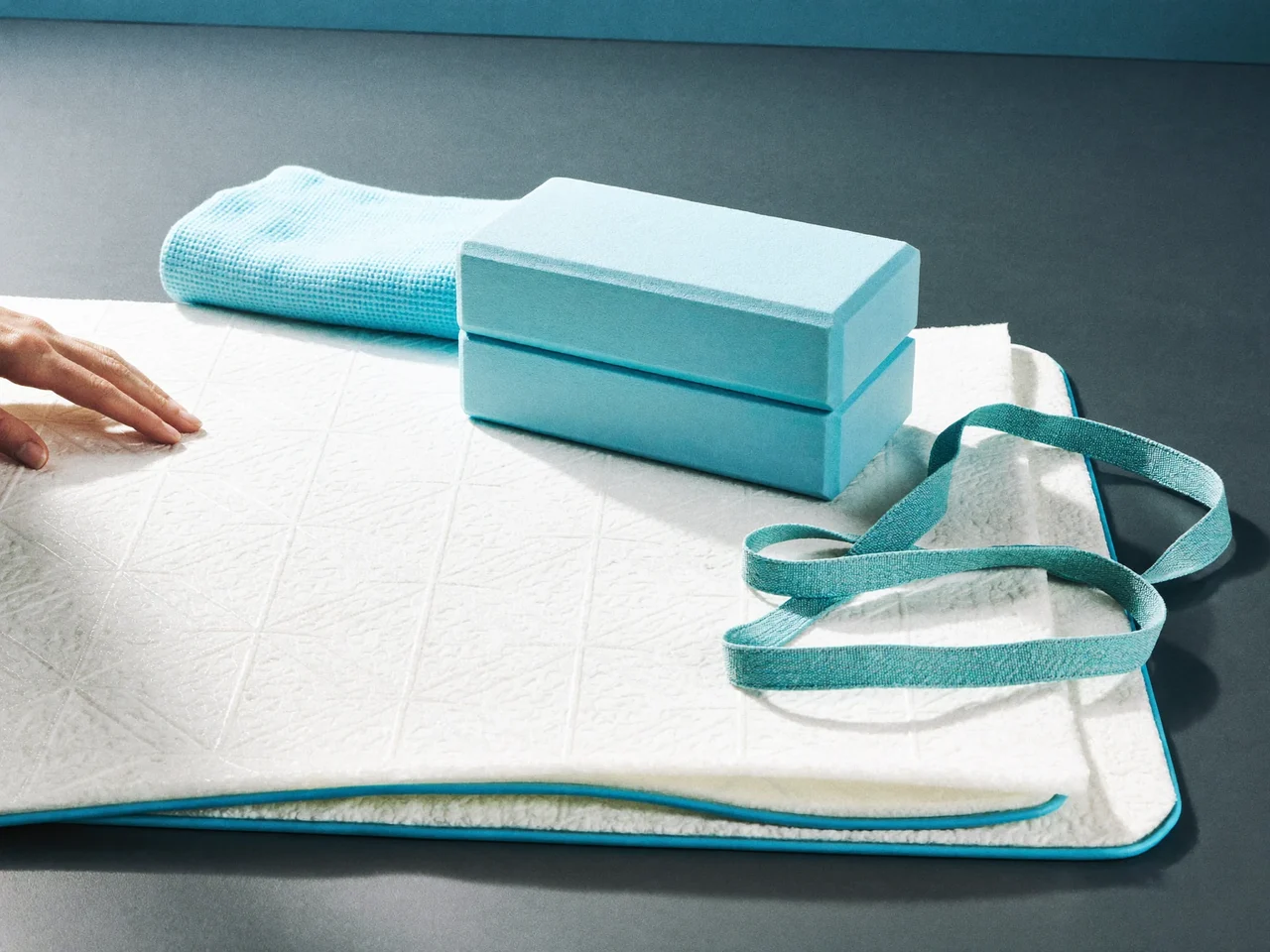 Ilustrace detailu materiálu a zpracování jógového doplňku